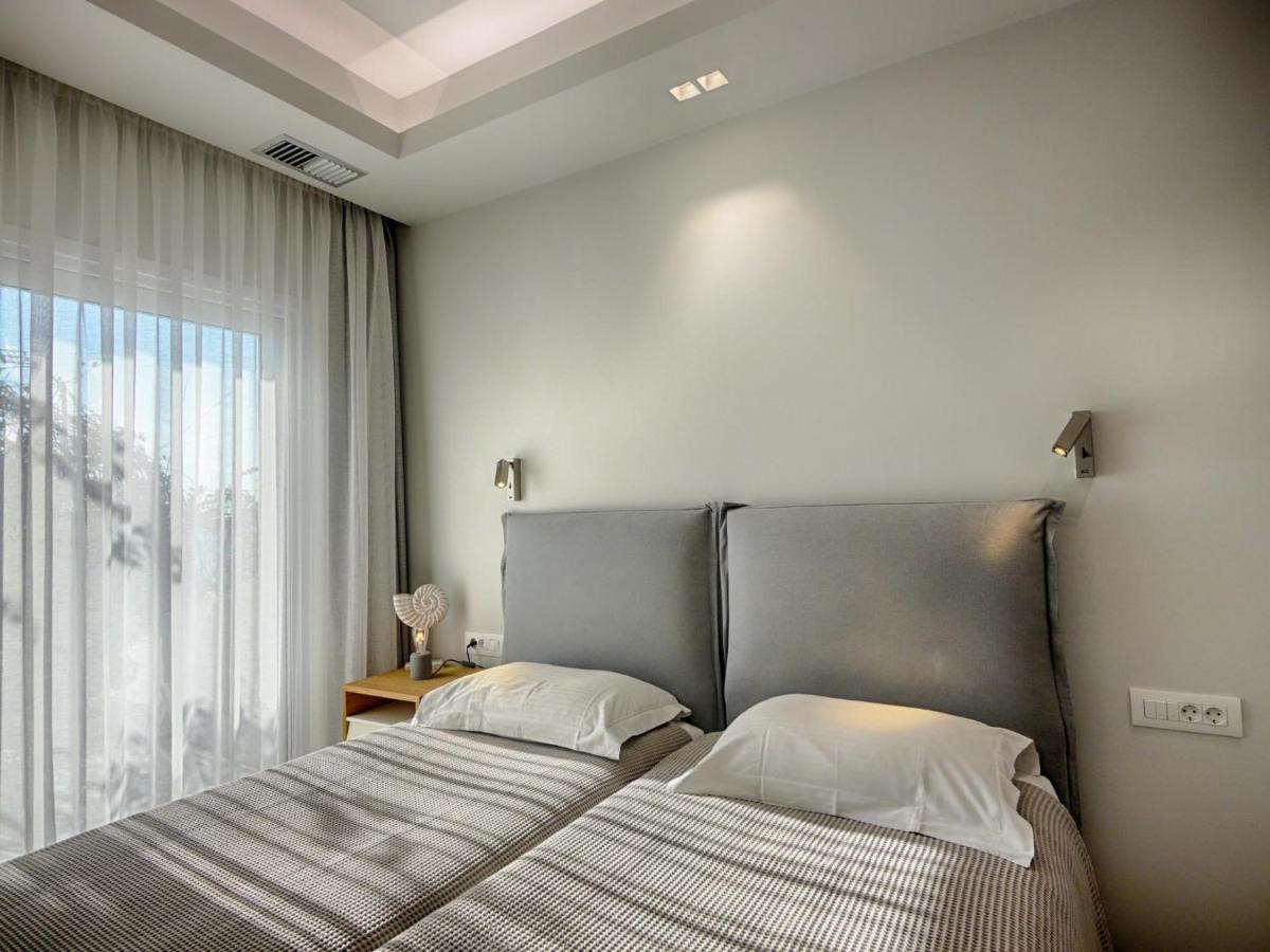 Vistonia Apartment Agios Georgios Pagon Exterior photo